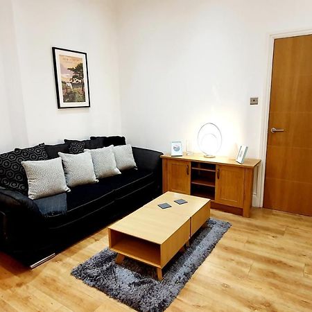 Superb 2 Beds 2 Baths New Apartment W/ Garden+Patio Bornemouth Extérieur photo