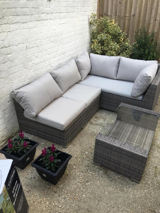 Superb 2 Beds 2 Baths New Apartment W/ Garden+Patio Bornemouth Extérieur photo