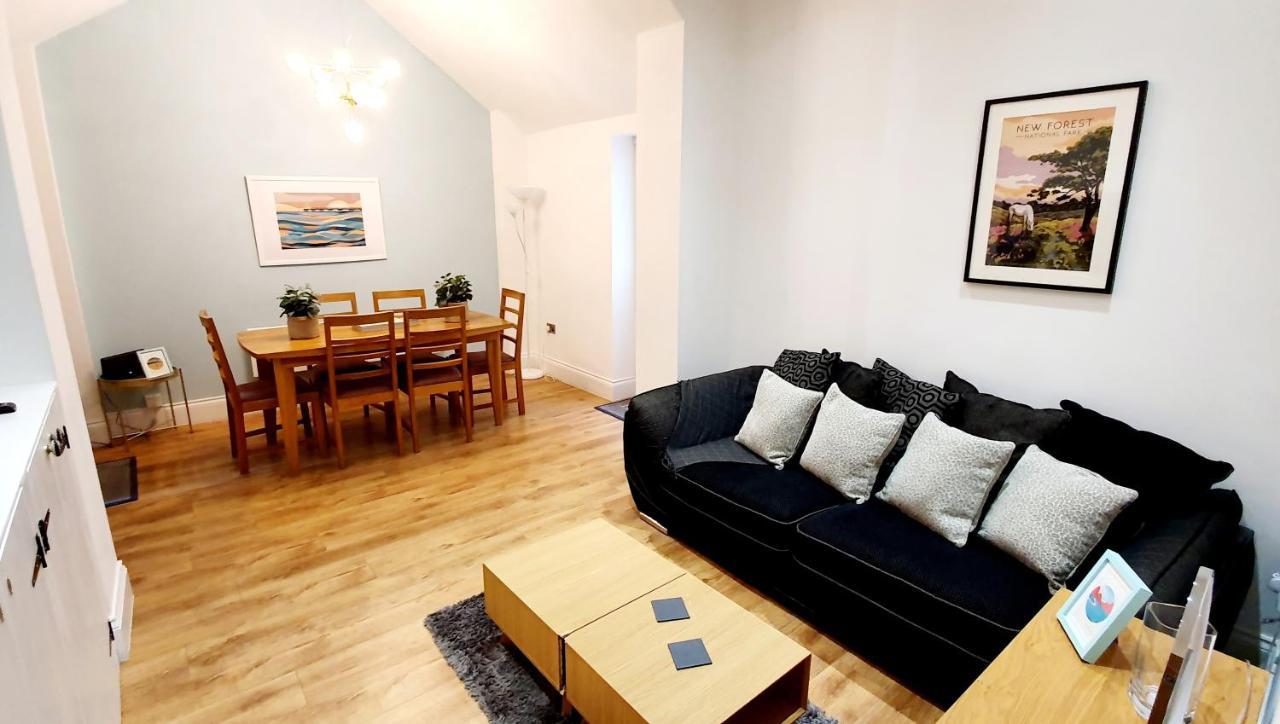Superb 2 Beds 2 Baths New Apartment W/ Garden+Patio Bornemouth Extérieur photo